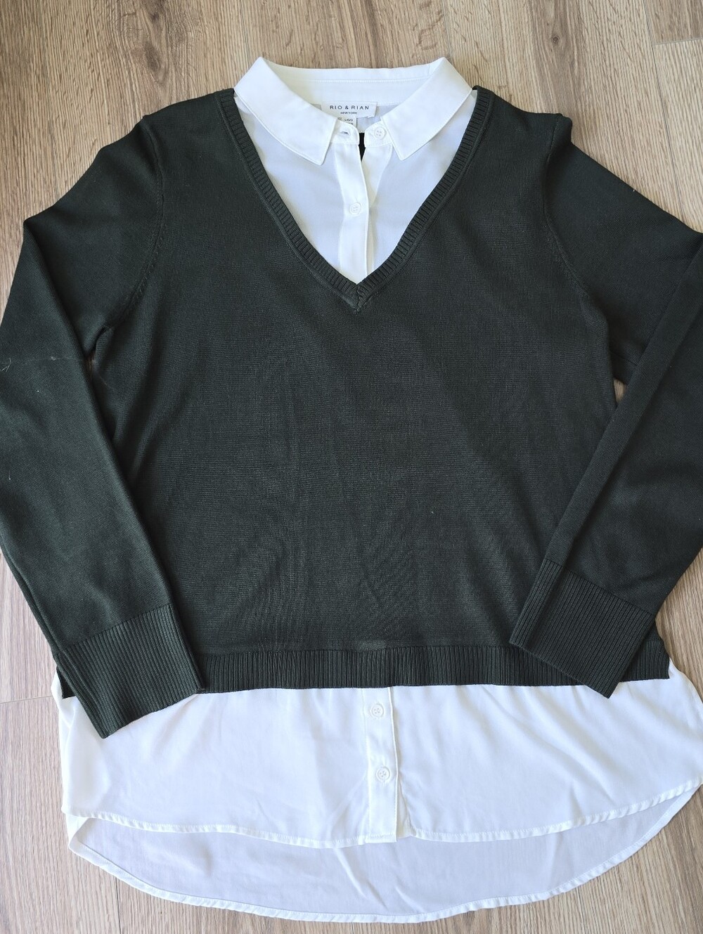 Rio And Rian Womens Size Large Long Sleeve Shirt